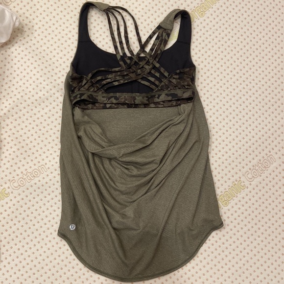 Lululemon Wild Tank - green olive camo 🫒 - Picture 2 of 6